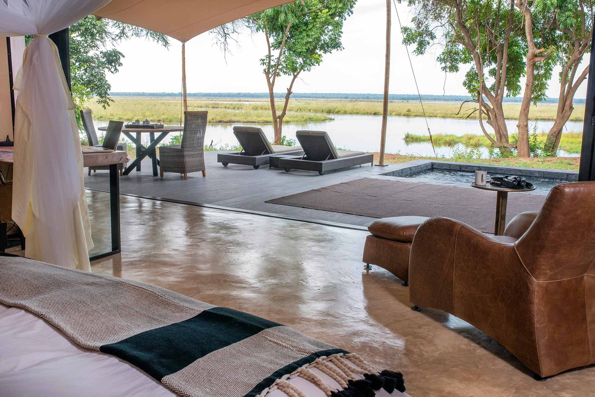 Sausage Tree Camp en Lower Zambezi
