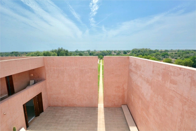 The Neuendorf House en Spain