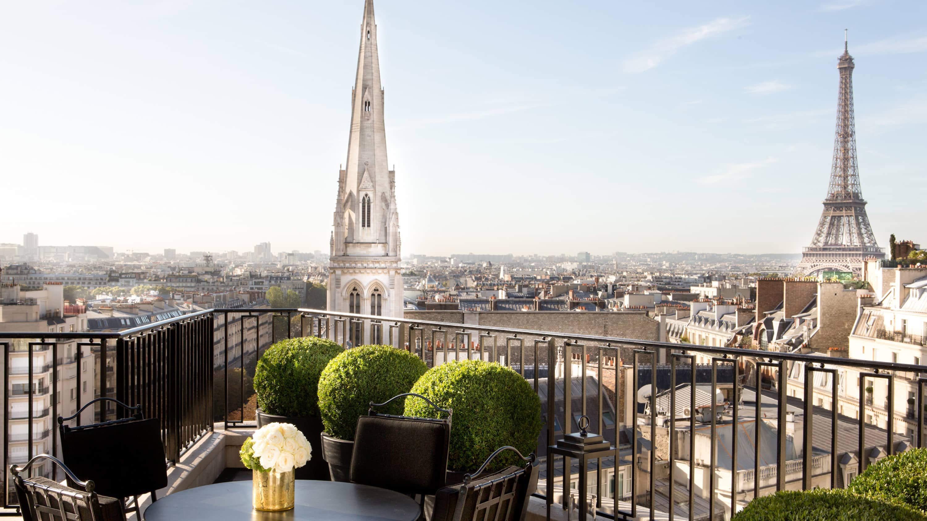 Four Seasons George V en su destino