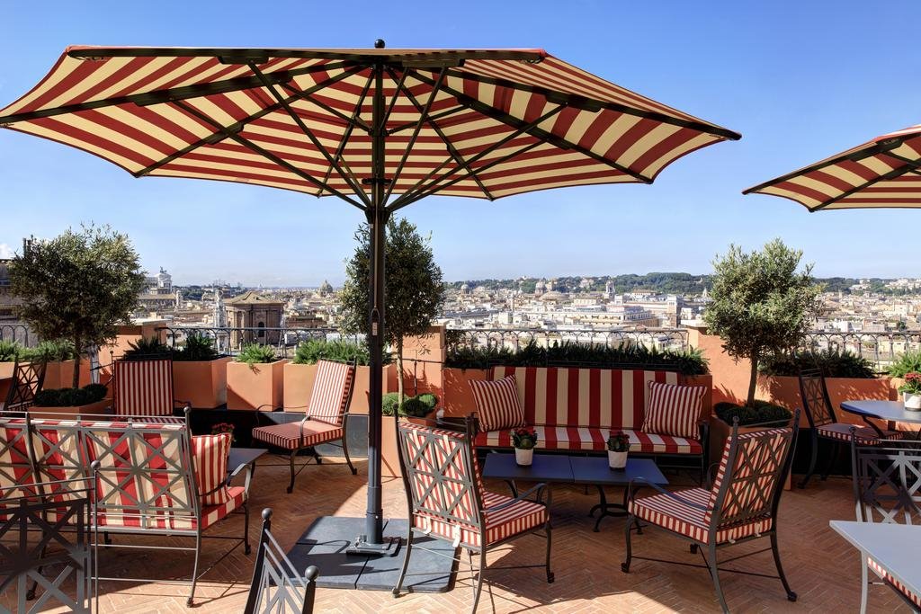 Hotel de la Ville en Roma