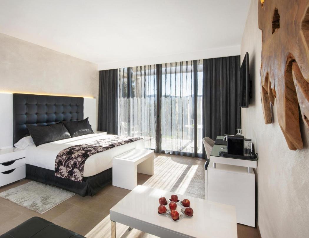 Suites Natura Mas Tapiolas en Spain