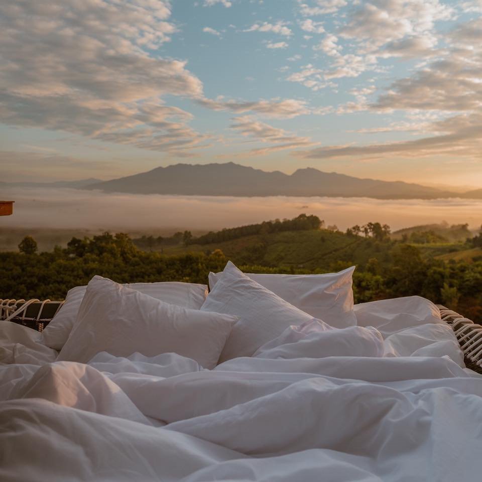 Kew Muang Mountain High Camp en su destino