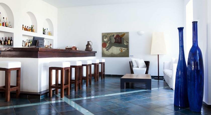 Minos Beach Art Hotel en Creta 