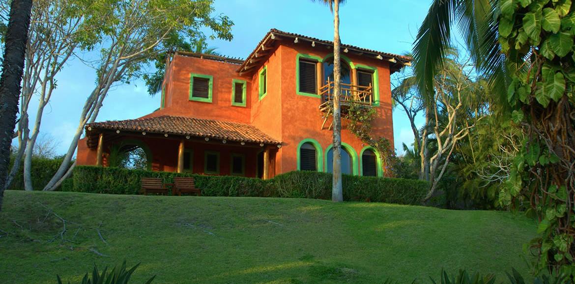 Las Alamandas en Mexico