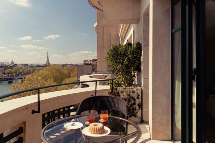 Cheval Blanc Paris | LAT.40