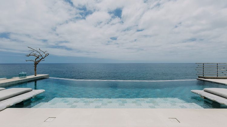 White Azores Hotel en su destino