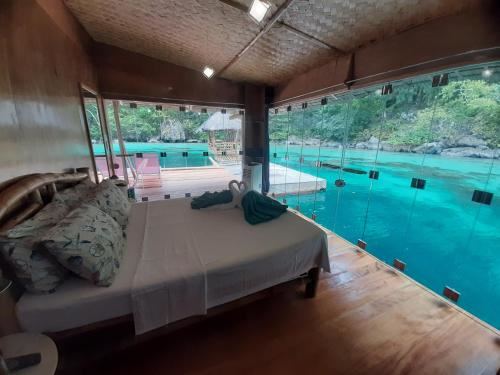 Paolyn Houseboats en Coron