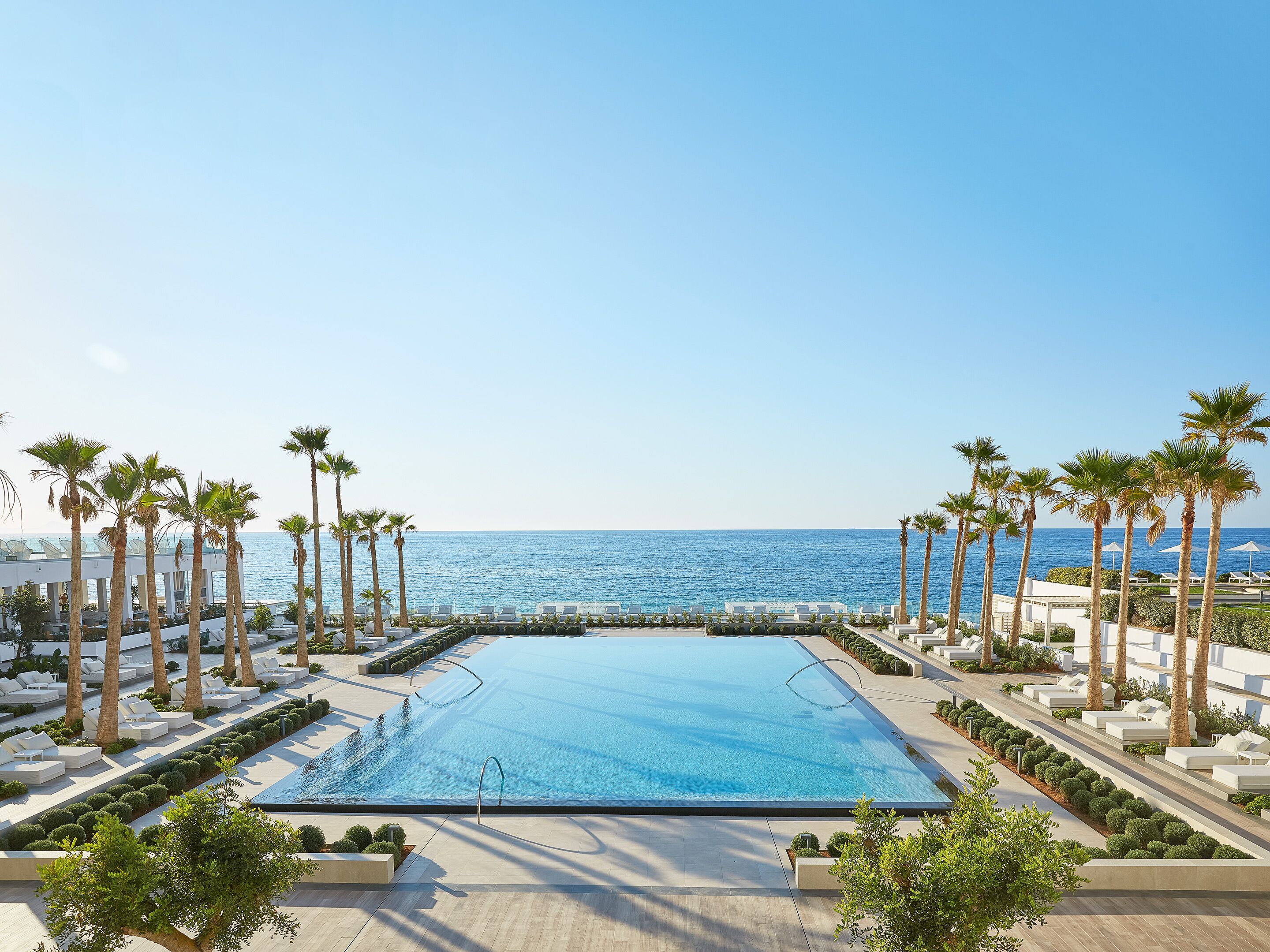 Grecotel White Palace en su destino
