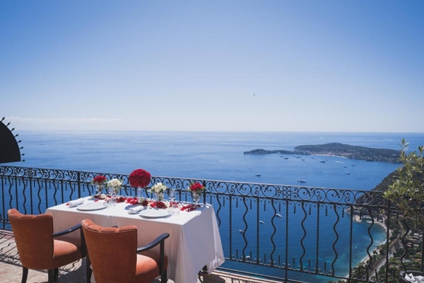 Chateau Eza en France