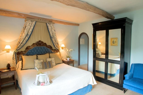 Chateau Eza en France
