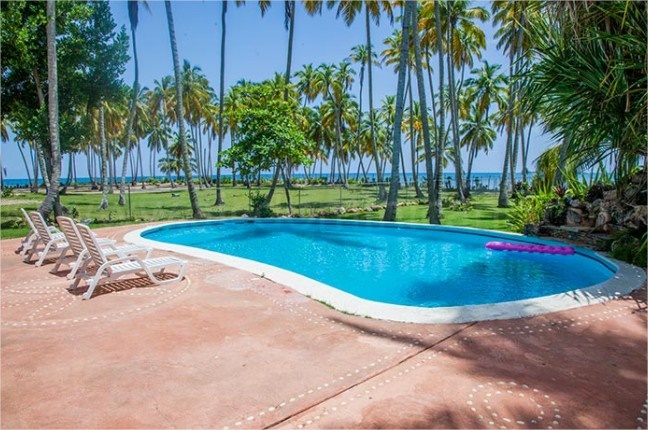 Villa privada en primera línea de playa en Las Terrenas