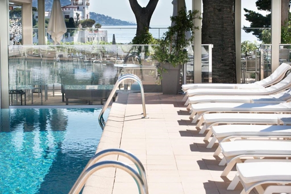  Hotel Royal Riviera en France