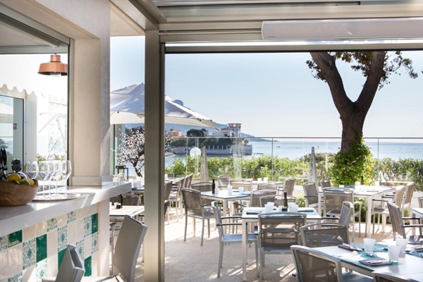  Hotel Royal Riviera en France