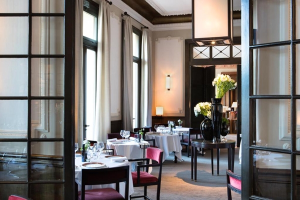  Hotel Royal Riviera en France