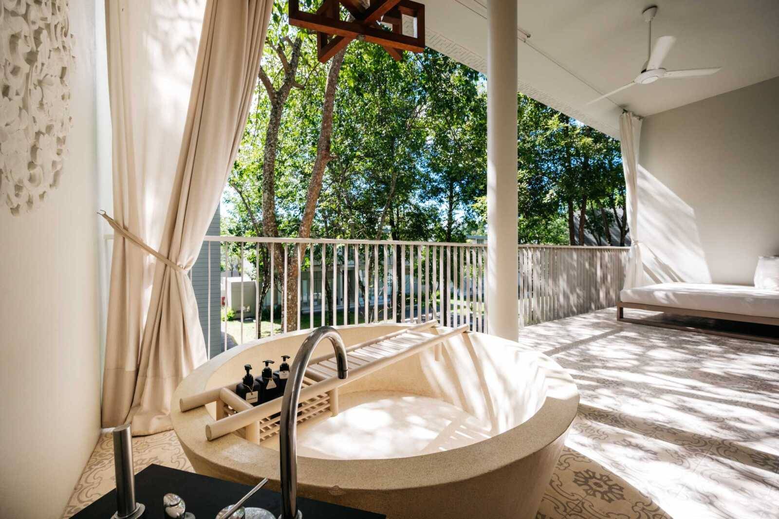 SALA Phuket Mai Khao Beach Resort en Phuket