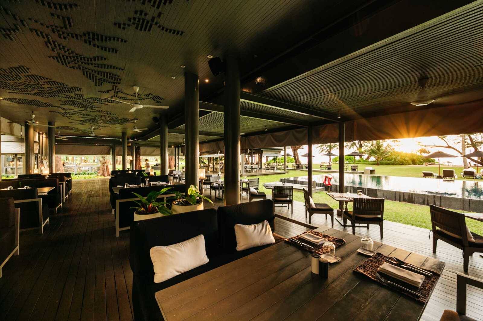 SALA Phuket Mai Khao Beach Resort en Phuket