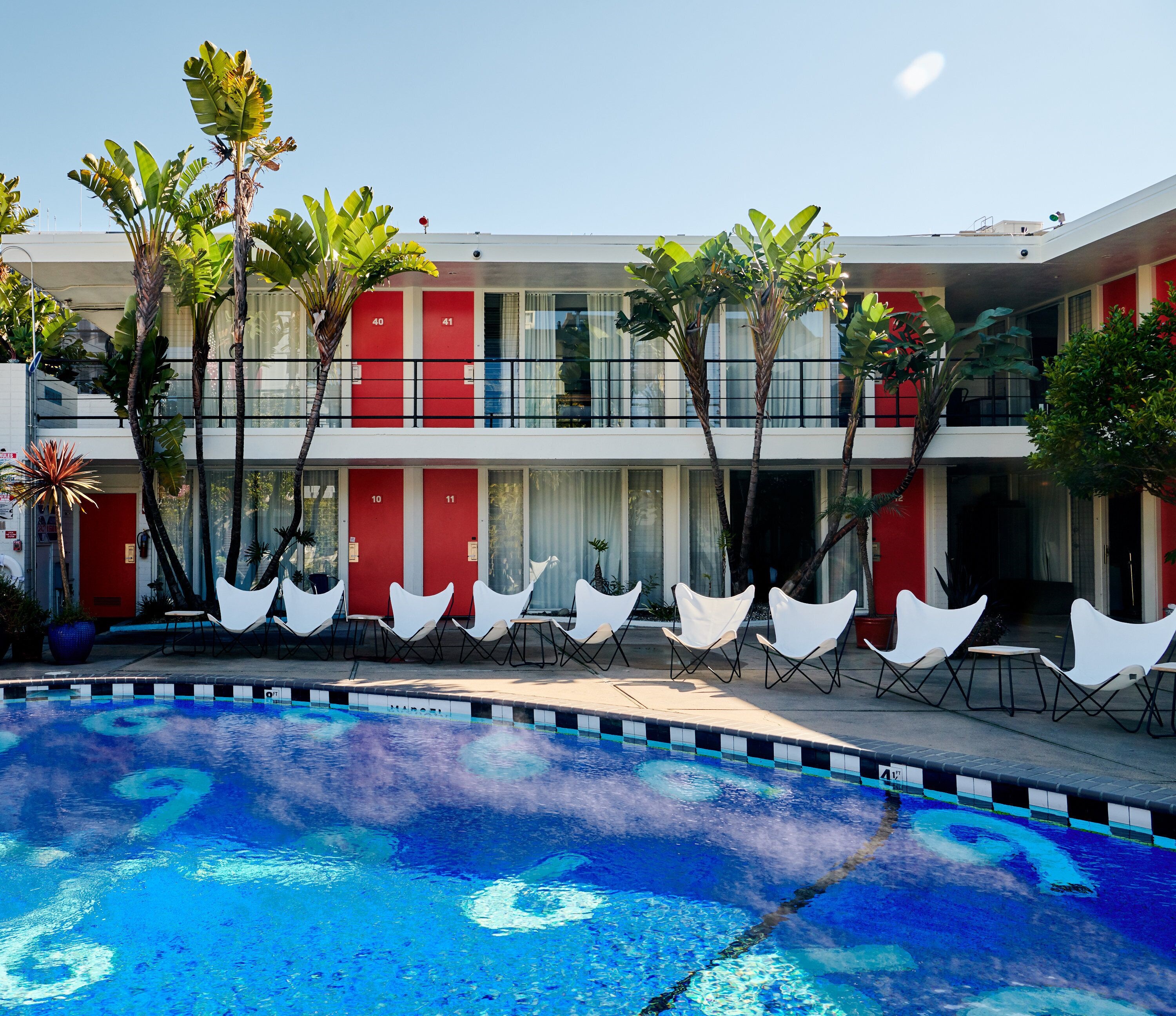 The Phoenix Hotel en su destino