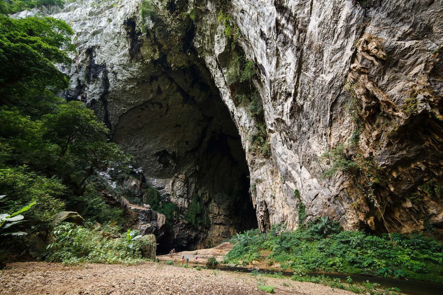 Son Doong | LAT.40