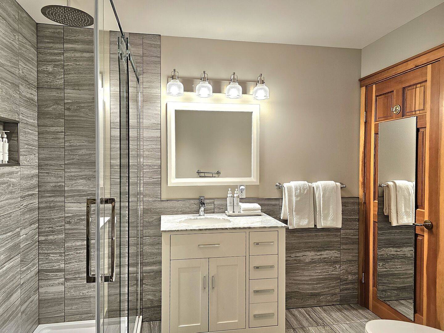 A Snug Harbour Inn en Tofino