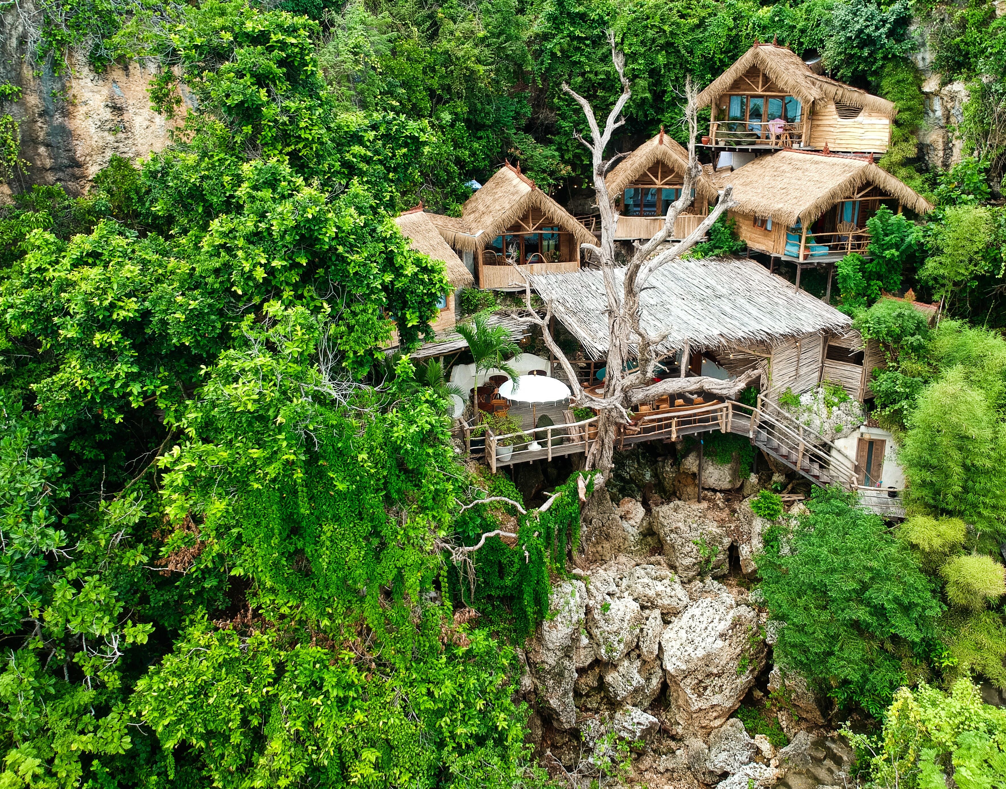 The Korowai en Bali - Uluwatu