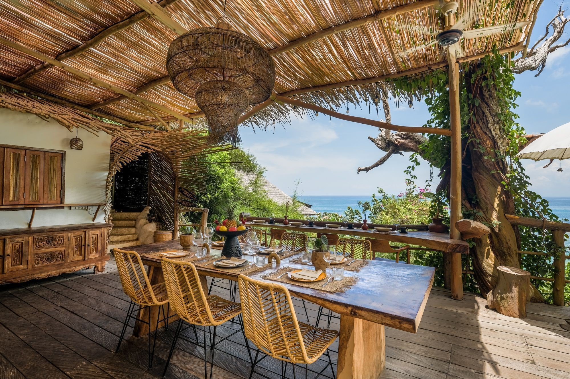 The Korowai en Bali - Uluwatu