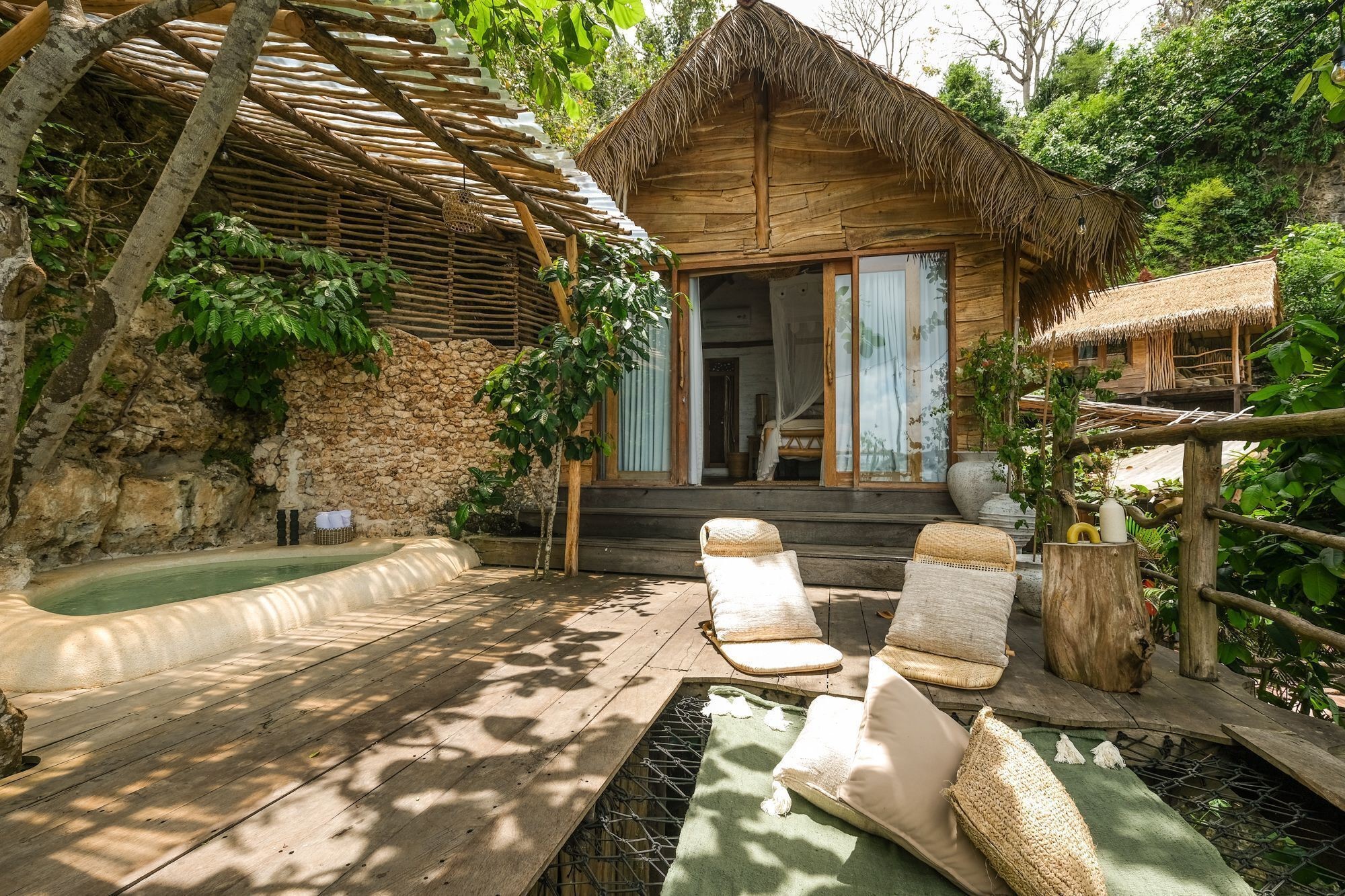 The Korowai en Bali - Uluwatu