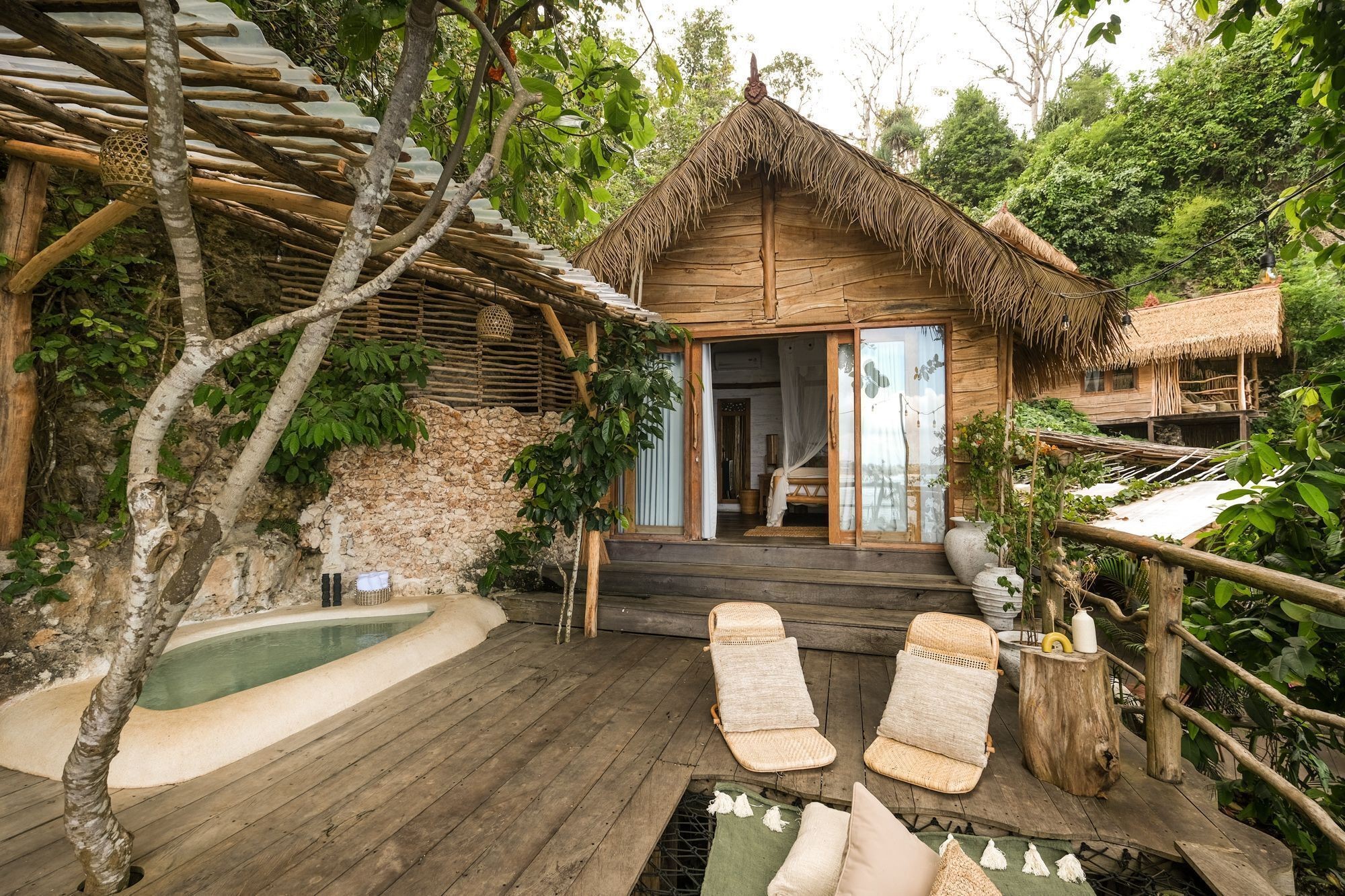 The Korowai en Bali - Uluwatu