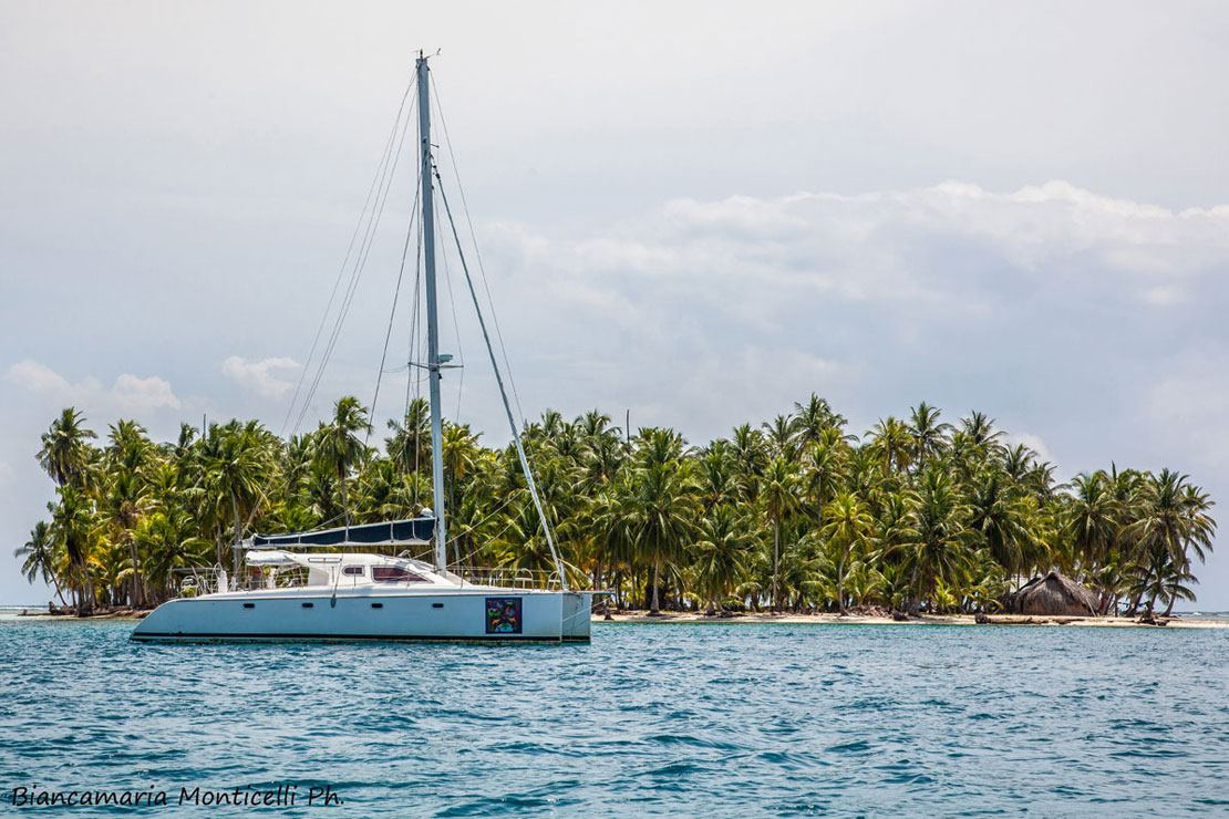 Valpar Nautitech 44  en su destino