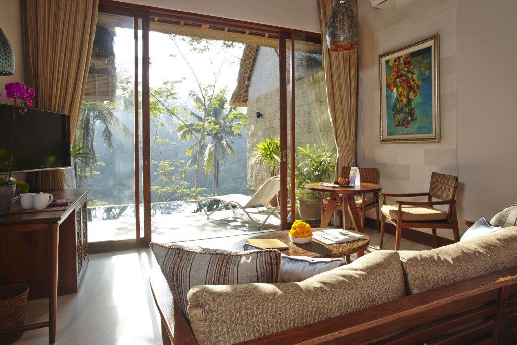4 noches Ubud Tejaprana Villa Valley View diseñado por LAT.40
