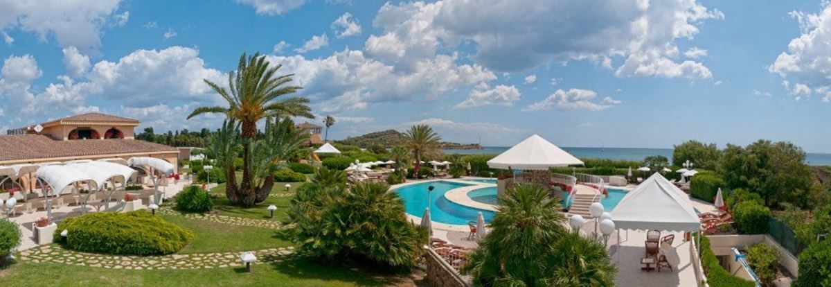 Hotel Baia Di Nora en Cerdeña