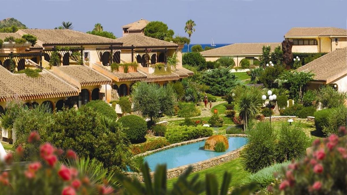 Hotel Baia Di Nora en Cerdeña
