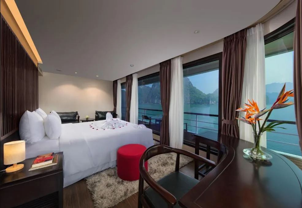 Scarlet Pearl Cruise en Halong