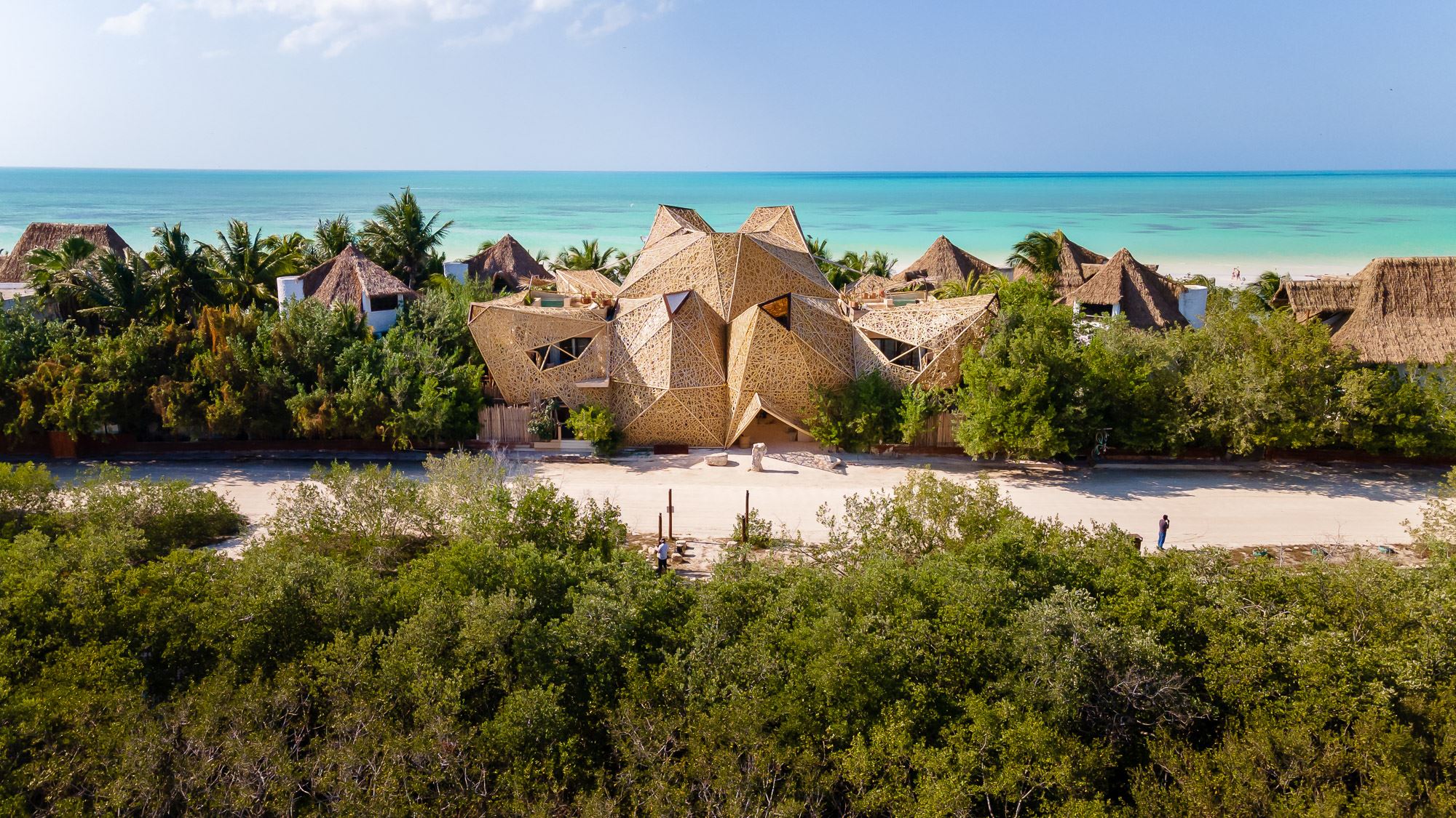 Luna de miel México *Coqui Coqui Izamal y Holbox diseñado por LAT.40