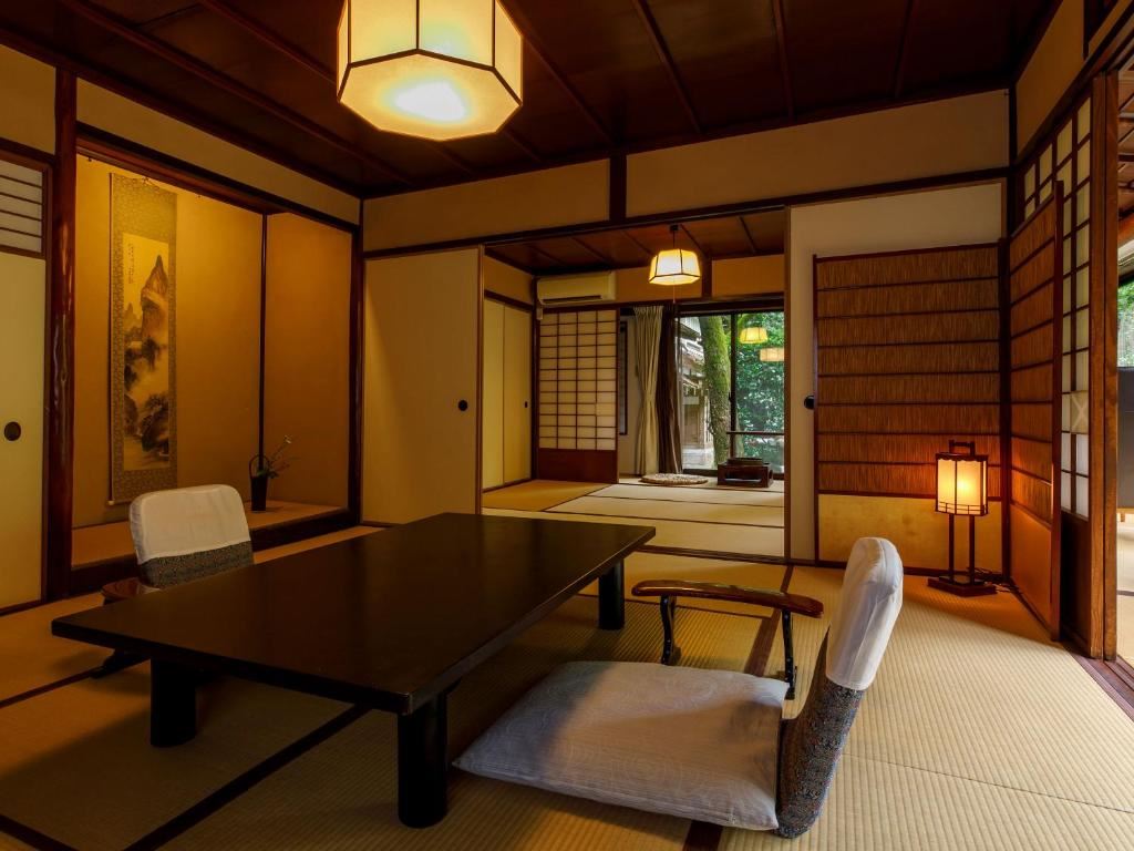 Motoyu Ishiya en kanazawa
