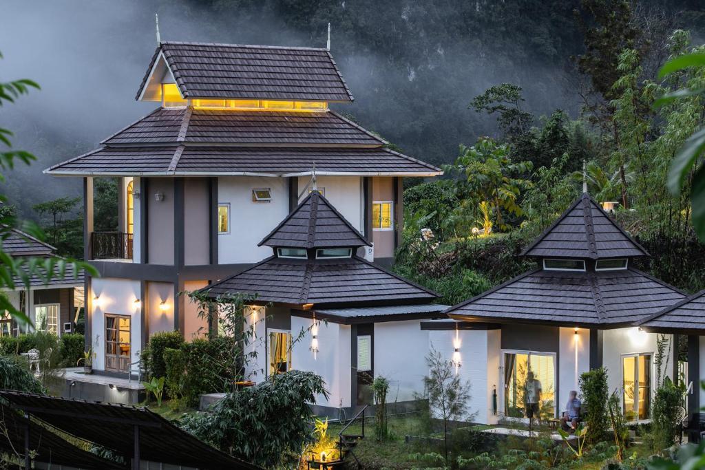 Magical Mountain View Resort en Khao Sok