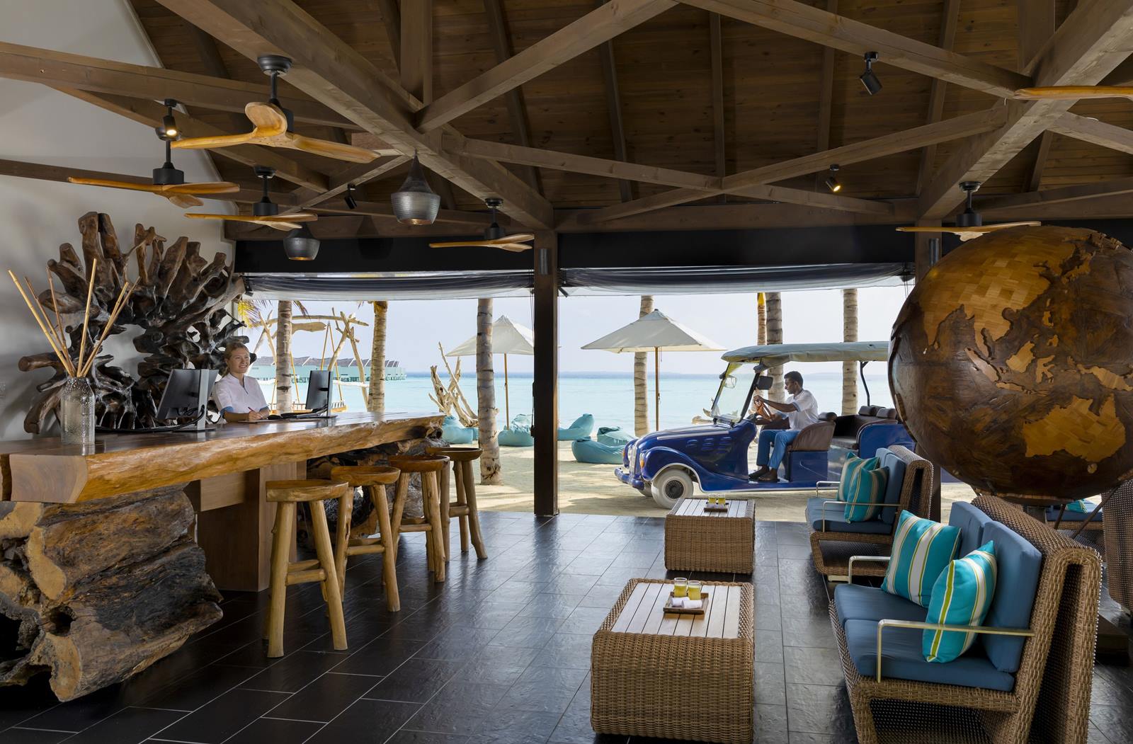 Mövenpick Resort Kuredhivaru Maldives en Noonu Atoll