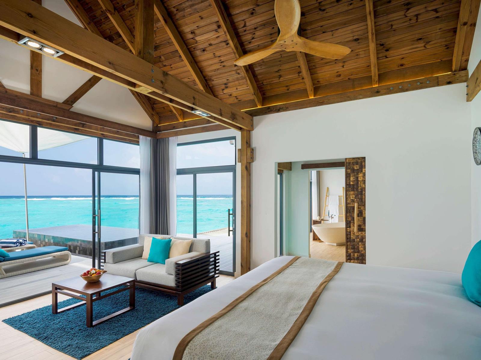 Mövenpick Resort Kuredhivaru Maldives en Noonu Atoll