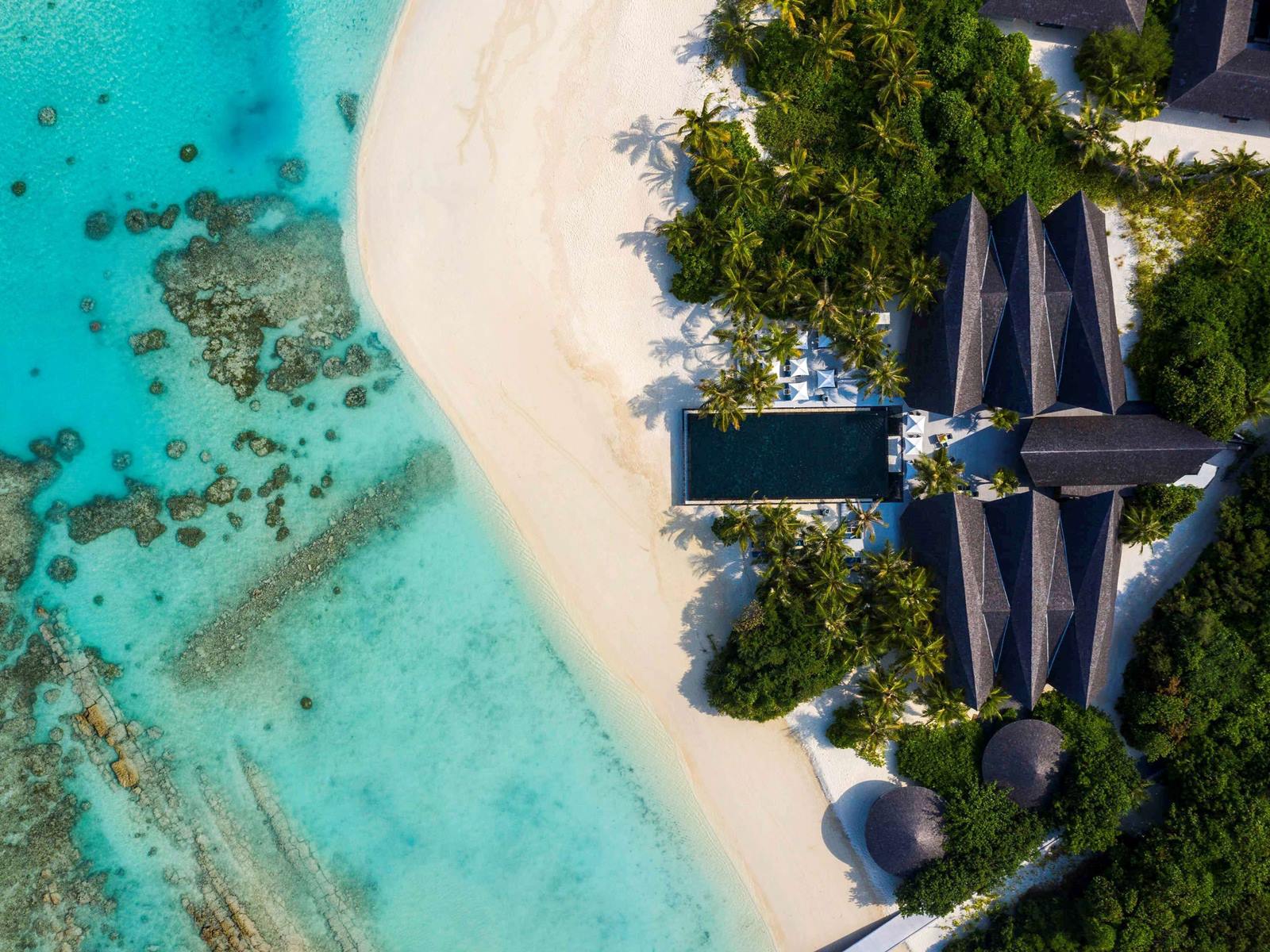 Mövenpick Resort Kuredhivaru Maldives en Noonu Atoll