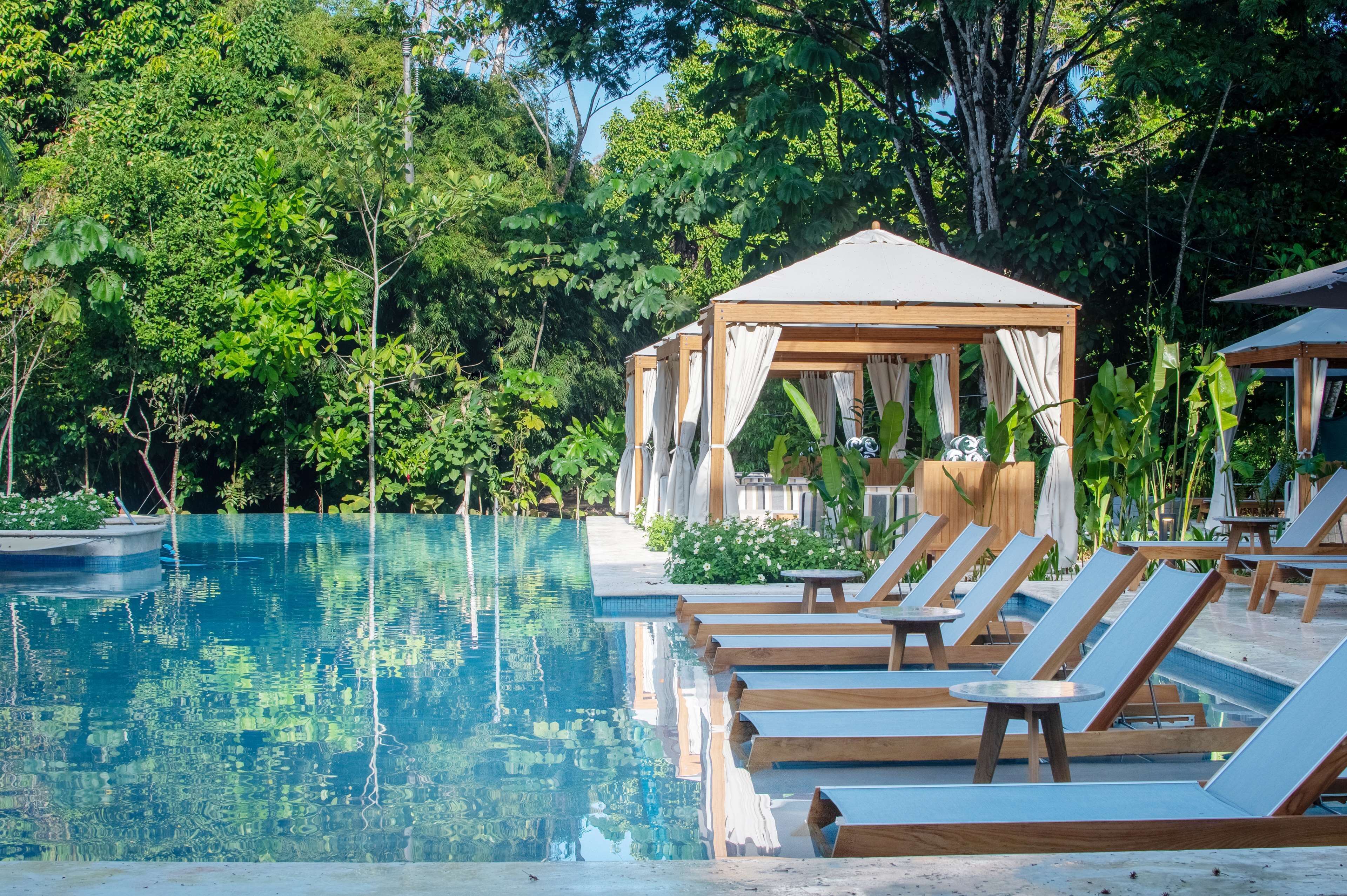 Botanika Osa Peninsula, Curio Collection by Hilton en Manuel Antonio