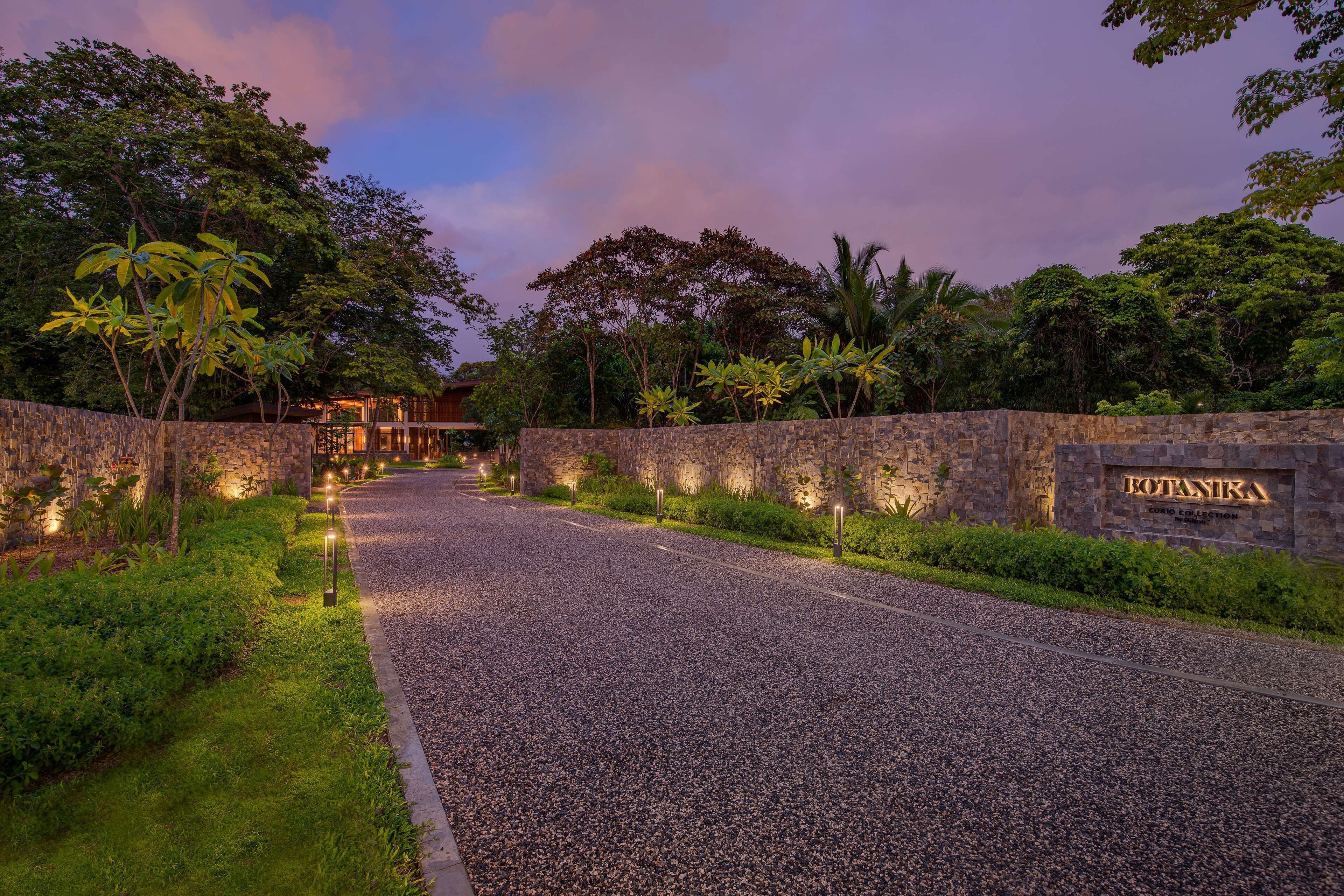 Botanika Osa Peninsula, Curio Collection by Hilton en Manuel Antonio