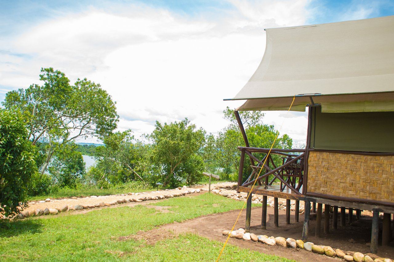 Queen Elizabeth Bush Lodge  en Queen Elizabeth National Park