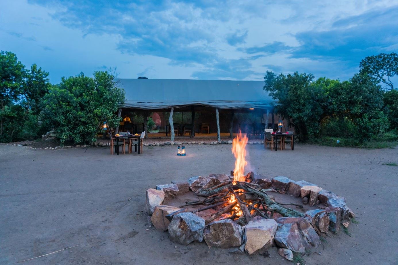 Queen Elizabeth Bush Lodge  en Queen Elizabeth National Park