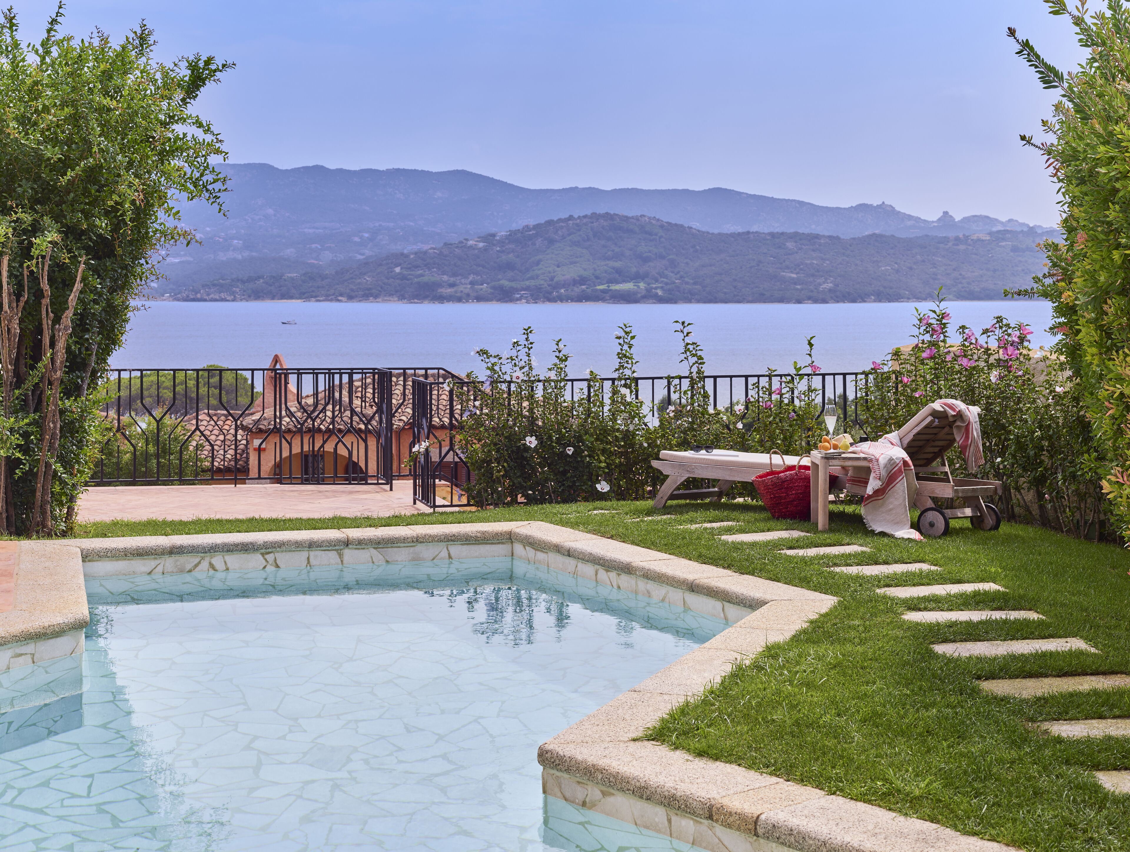 Luna de miel Italia y Cerdeña * Villa del Golfo diseñado por LAT.40