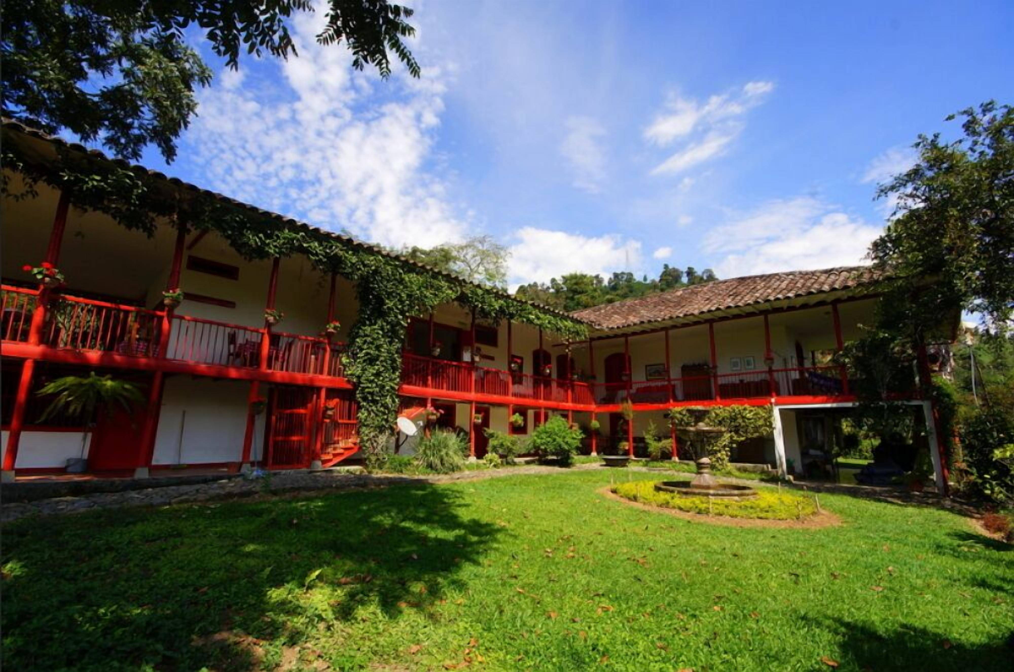 Hacienda Venecia en su destino