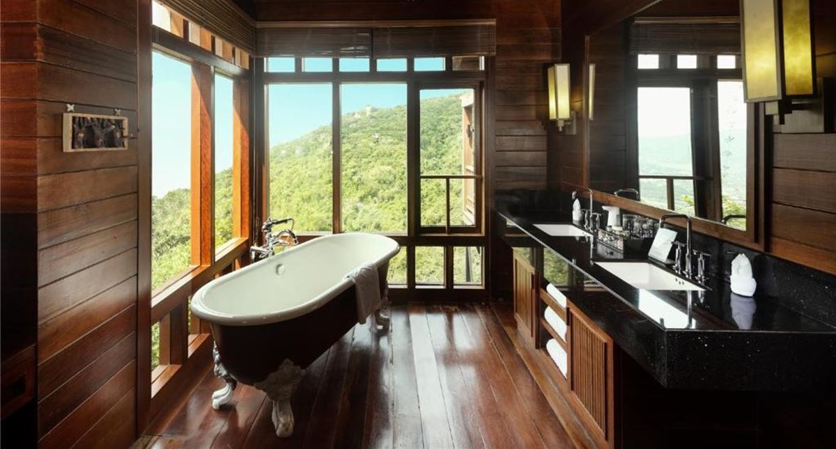 Yalong Bay Earthly Paradise Birds Nest Resort en China