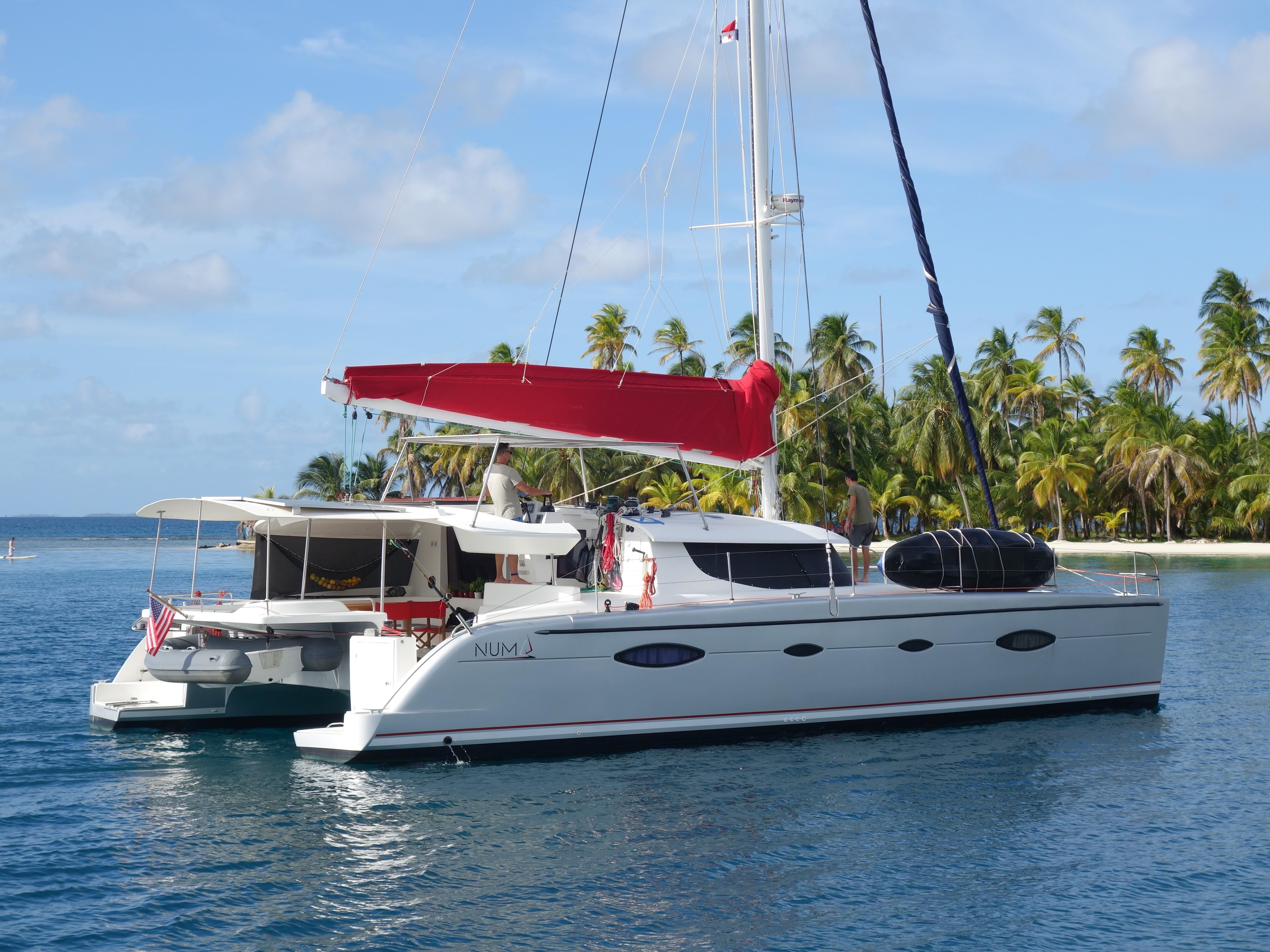 Zenith Salina 48 en San Blas Islands
