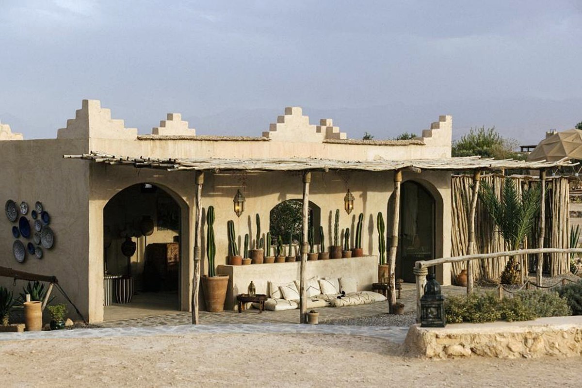 Caravan by Habitas  en Alula