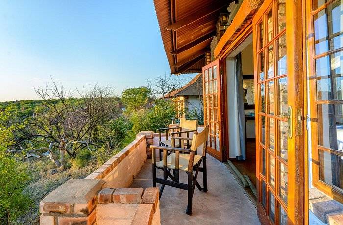NO - Ethosa Safari Lodge en Etosha Parque Nacional 
