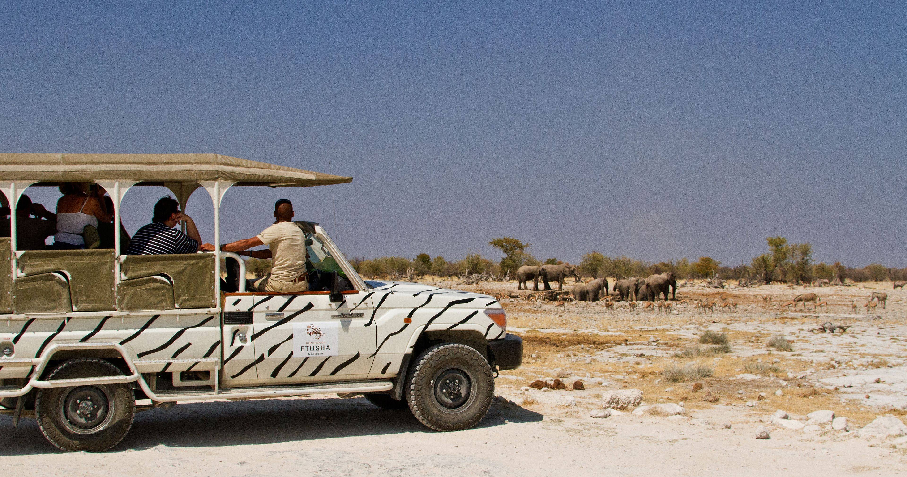 NO - Ethosa Safari Lodge en Etosha Parque Nacional 