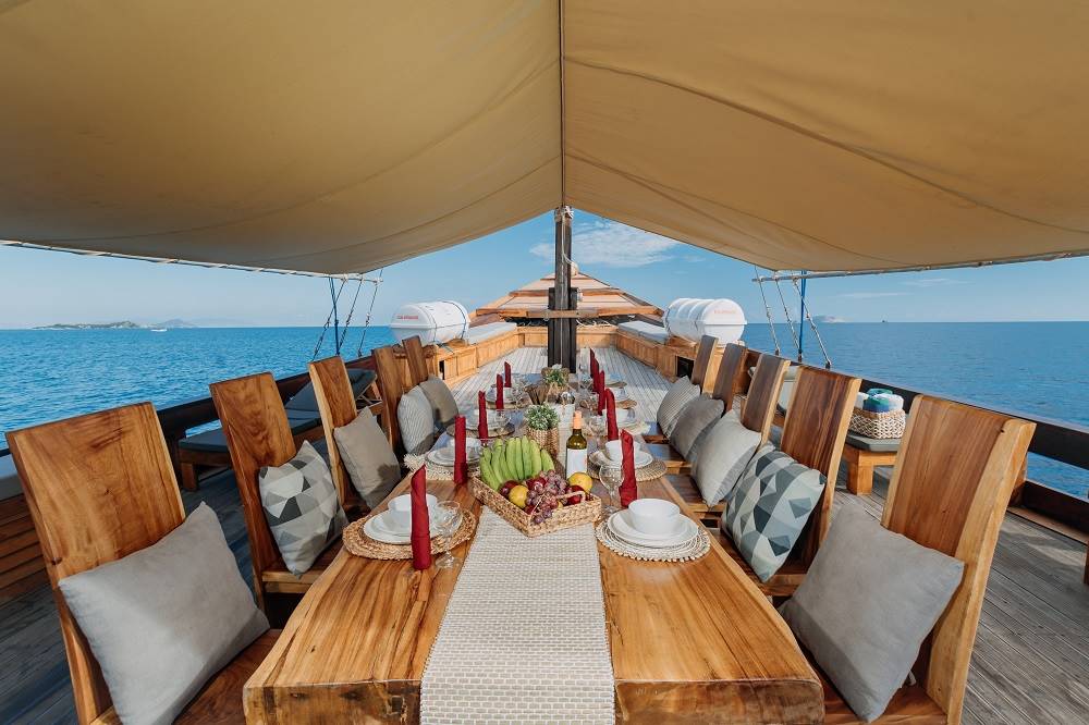 Private Charter Andamani en Komodo